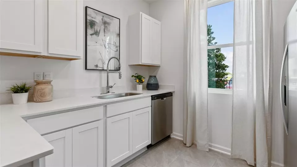 Kitchen - 53 Montellano Rd, Saint Augustine, FL 32084 photo 4 of 4