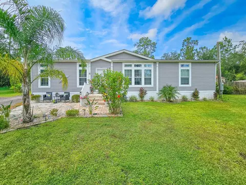5487 Palm Ave, Bunnell, FL 32110