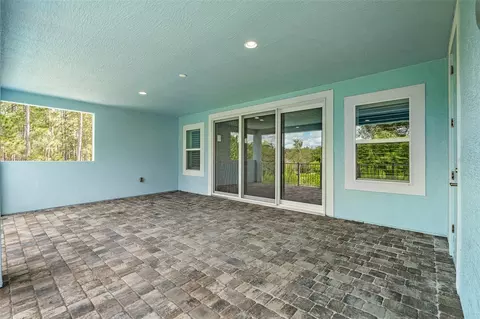 Exterior - 998 Downshire Ln, Ormond Beach, FL 32174 photo 4 of 19