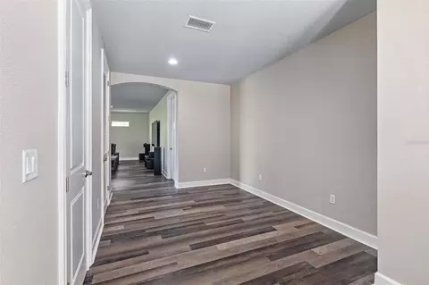 Entry Way - 998 Downshire Ln, Ormond Beach, FL 32174 photo 7 of 8