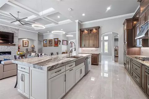 Kitchen - 998 Downshire Ln, Ormond Beach, FL 32174 photo 3 of 9