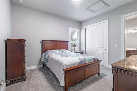 Bedroom - 998 Downshire Ln, Ormond Beach, FL 32174 photo 3 of 8