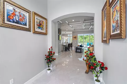 Entry Way - 998 Downshire Ln, Ormond Beach, FL 32174 photo 3 of 8