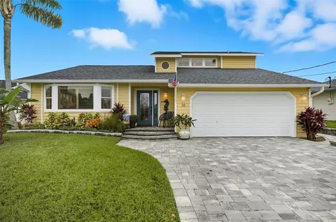 38 Cortes Ct, Palm Coast, FL 32137