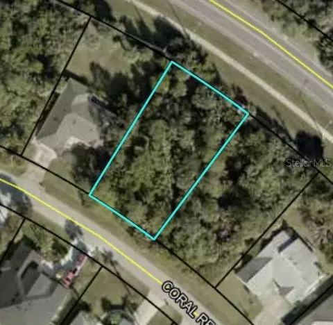 90 Coral Reef Ct N, Palm Coast, FL 32137