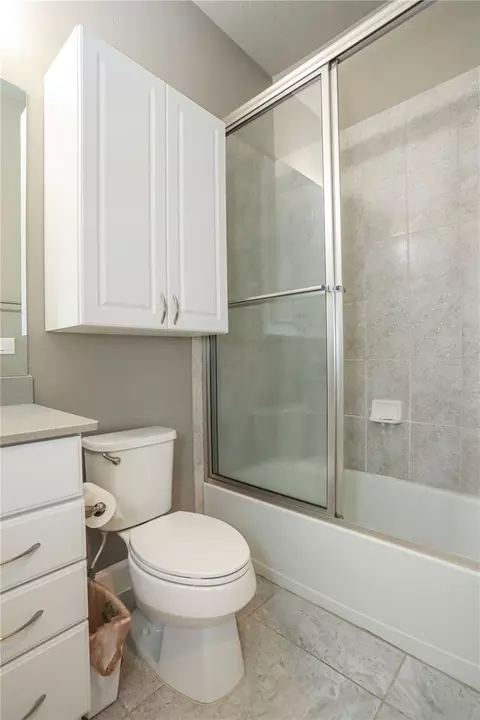 Bath - 875 Pinewood Dr, Ormond Beach, FL 32174 photo 14 of 15