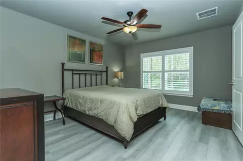 Bedroom - 875 Pinewood Dr, Ormond Beach, FL 32174 photo 5 of 12