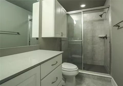 Bath - 875 Pinewood Dr, Ormond Beach, FL 32174 photo 13 of 15