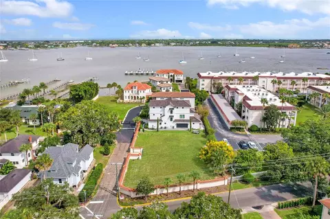 1 South St #A & B, Saint Augustine, FL 32084
