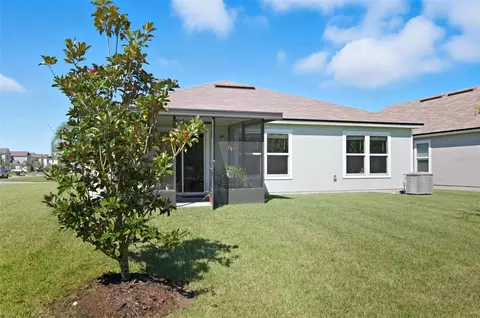 Exterior - 2 Pinnacle Pl, Bunnell, FL 32110 photo 10 of 12