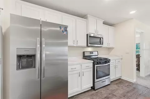 Kitchen - 2 Pinnacle Pl, Bunnell, FL 32110 photo 4 of 9