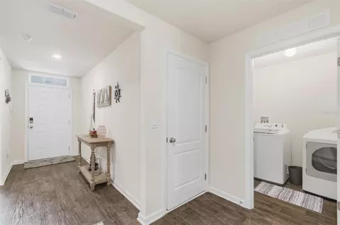 Entry Way - 2 Pinnacle Pl, Bunnell, FL 32110 photo 10 of 11