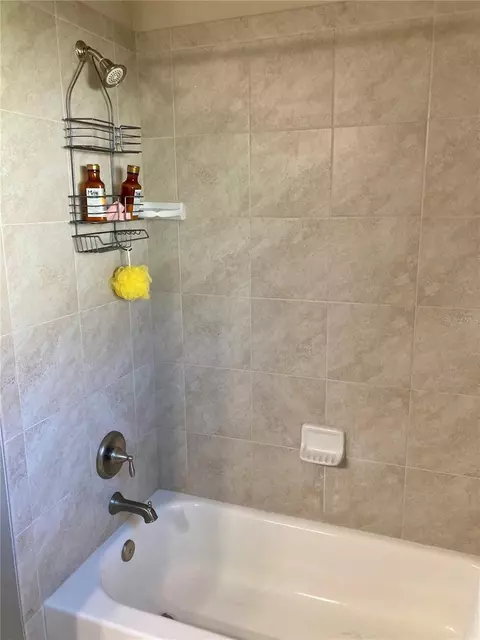Bath - 3078 Silvermines Ave, Ormond Beach, FL 32174 photo 15 of 16