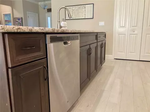 Kitchen - 3078 Silvermines Ave, Ormond Beach, FL 32174 photo 5 of 11
