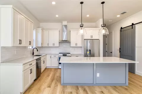 Kitchen - 7 Sebastian Ave #D, Saint Augustine, FL 32084 photo 1 of 5