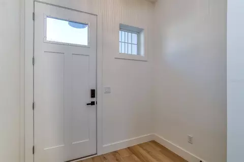 Entry Way - 7 Sebastian Ave #D, Saint Augustine, FL 32084 photo 1 of 6