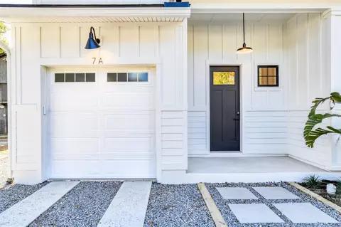 Exterior - 7 Sebastian Ave #D, Saint Augustine, FL 32084 photo 3 of 7