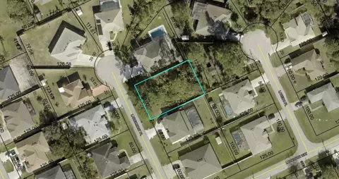 6 Larchmont Pl, Palm Coast, FL 32137