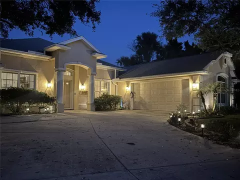 6 Crow Ct, Palm Coast, FL 32137