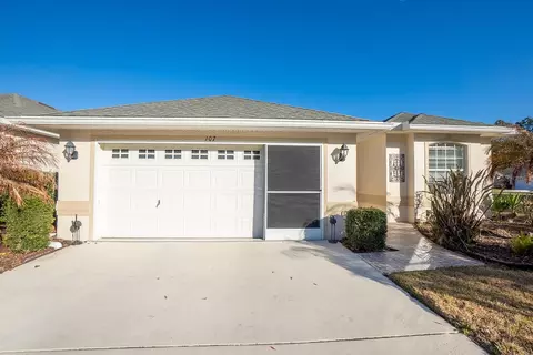 107 Raintree Cir, Palm Coast, FL 32164