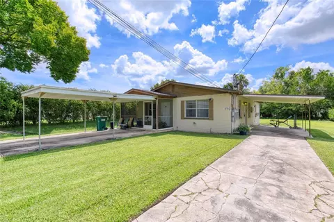 815 8th St, Daytona Beach, FL 32117