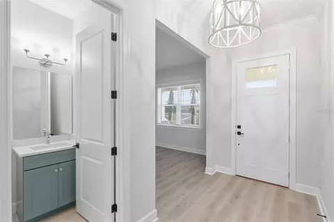 Entry Way - 112 Beachview Dr, Ormond Beach, FL 32176 photo 2 of 3