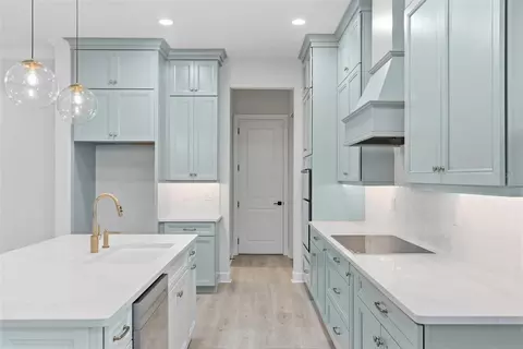 Kitchen - 112 Beachview Dr, Ormond Beach, FL 32176 photo 2 of 3