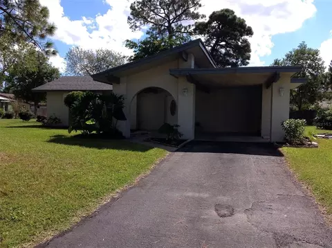 16 Farmbrook Ln, Palm Coast, FL 32137