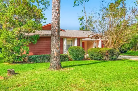 18 Wellesley Ln, Palm Coast, FL 32164