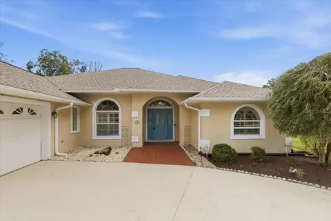 16 Woodlyn Ln, Palm Coast, FL 32164