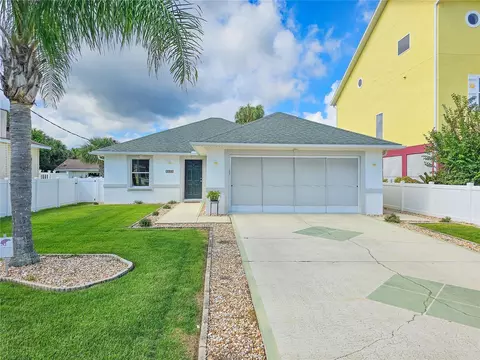 1608 S Daytona Ave, Flagler Beach, FL 32136
