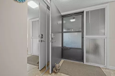 Entry Way - 37 Alcira Ct #37, Saint Augustine, FL 32086 photo 2 of 2