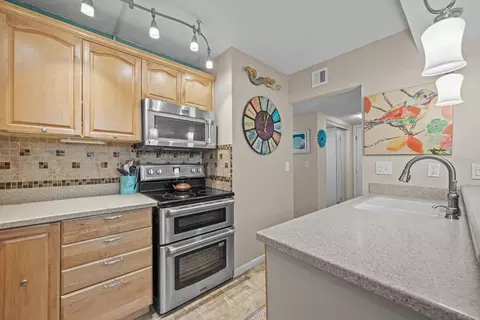 Kitchen - 37 Alcira Ct #37, Saint Augustine, FL 32086 photo 5 of 6