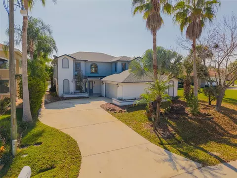 4 Cedar Hollow Ct, Palm Coast, FL 32137