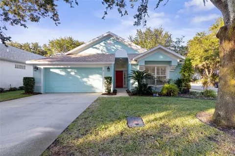 2 Gleneagles Pl, Palm Coast, FL 32137