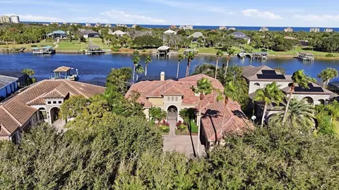 52 N Waterview Dr, Palm Coast, FL 32137