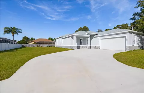 9 Watkins Pl, Palm Coast, FL 32164
