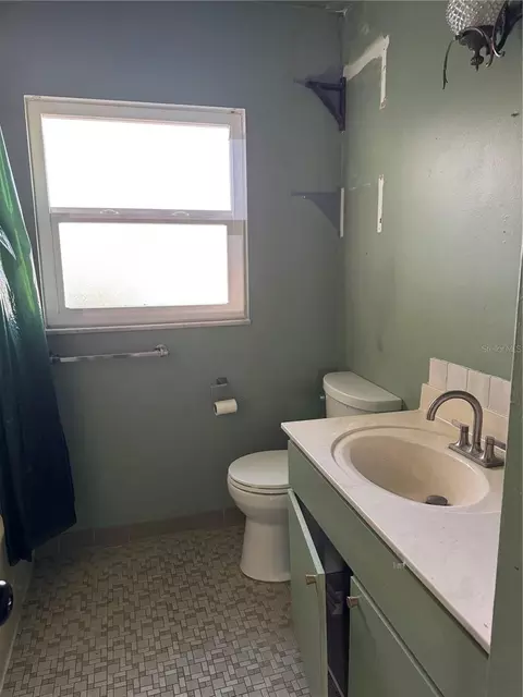 Bath - 861 Palermo Rd, Saint Augustine, FL 32086 photo 1 of 4