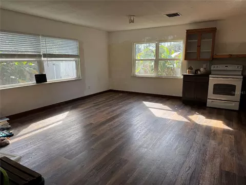 Living - 861 Palermo Rd, Saint Augustine, FL 32086 photo 4 of 9
