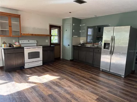 Kitchen - 861 Palermo Rd, Saint Augustine, FL 32086 photo 1 of 4