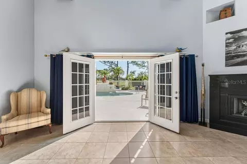 Entry Way - 24 Bay Pointe Dr, Ormond Beach, FL 32174 photo 1 of 9