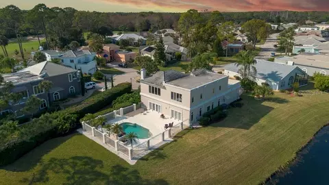 24 Bay Pointe Dr, Ormond Beach, FL 32174