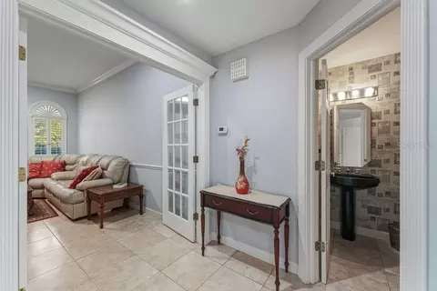 Entry Way - 24 Bay Pointe Dr, Ormond Beach, FL 32174 photo 4 of 9