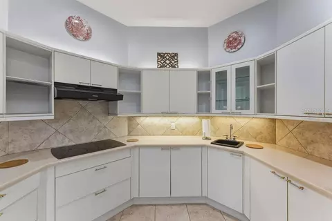 Kitchen - 24 Bay Pointe Dr, Ormond Beach, FL 32174 photo 8 of 8