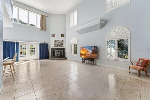 Living - 24 Bay Pointe Dr, Ormond Beach, FL 32174 photo 3 of 3