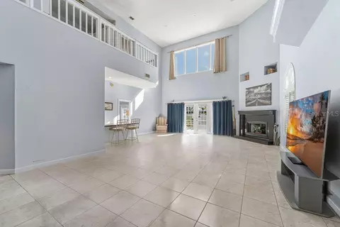 Living - 24 Bay Pointe Dr, Ormond Beach, FL 32174 photo 2 of 3