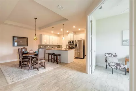 Entry Way - 3 Hawk Roost Ct, Ormond Beach, FL 32174 photo 3 of 4