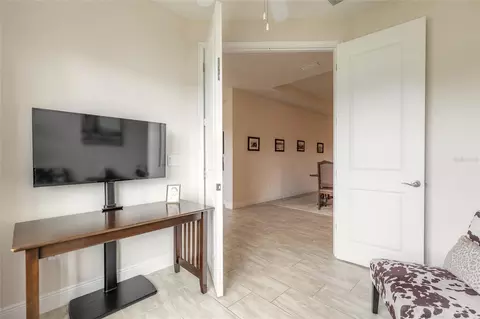 Entry Way - 3 Hawk Roost Ct, Ormond Beach, FL 32174 photo 4 of 4