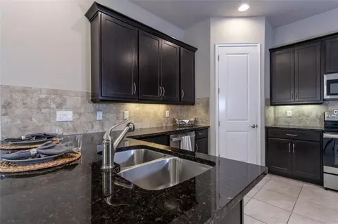 Kitchen - 3 Newhaven Ln, Ormond Beach, FL 32174 photo 2 of 6