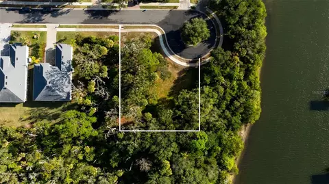 302 S Riverwalk Dr, Palm Coast, FL 32137